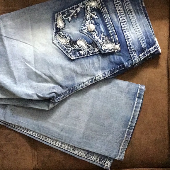 Grace Easy Fit Jeans - Picture 1 of 3